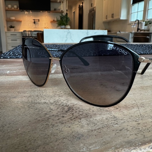 Tom Ford Penelope Black and Gold Women's Sunglasses - Picture 3 of 6